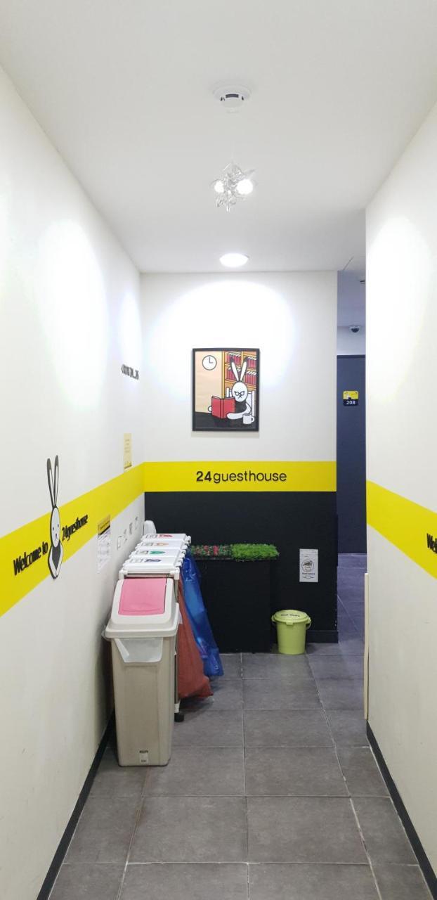 24 Guesthouse Insadong Сеул Екстериор снимка
